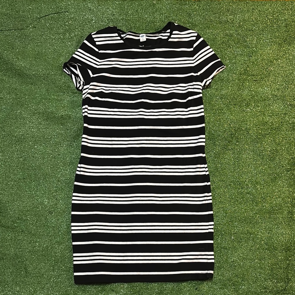 Old Navy Black and White Bodycon Mini Dress